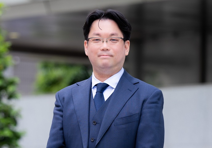 發知 仁志